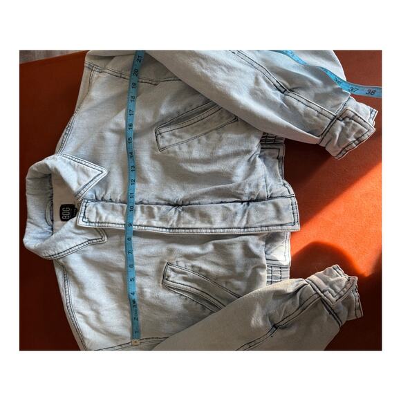 BDG Urban Outfitters Vintage Inspired Crop Bomber Baggy Jean Jacket - Picture 10 of 13